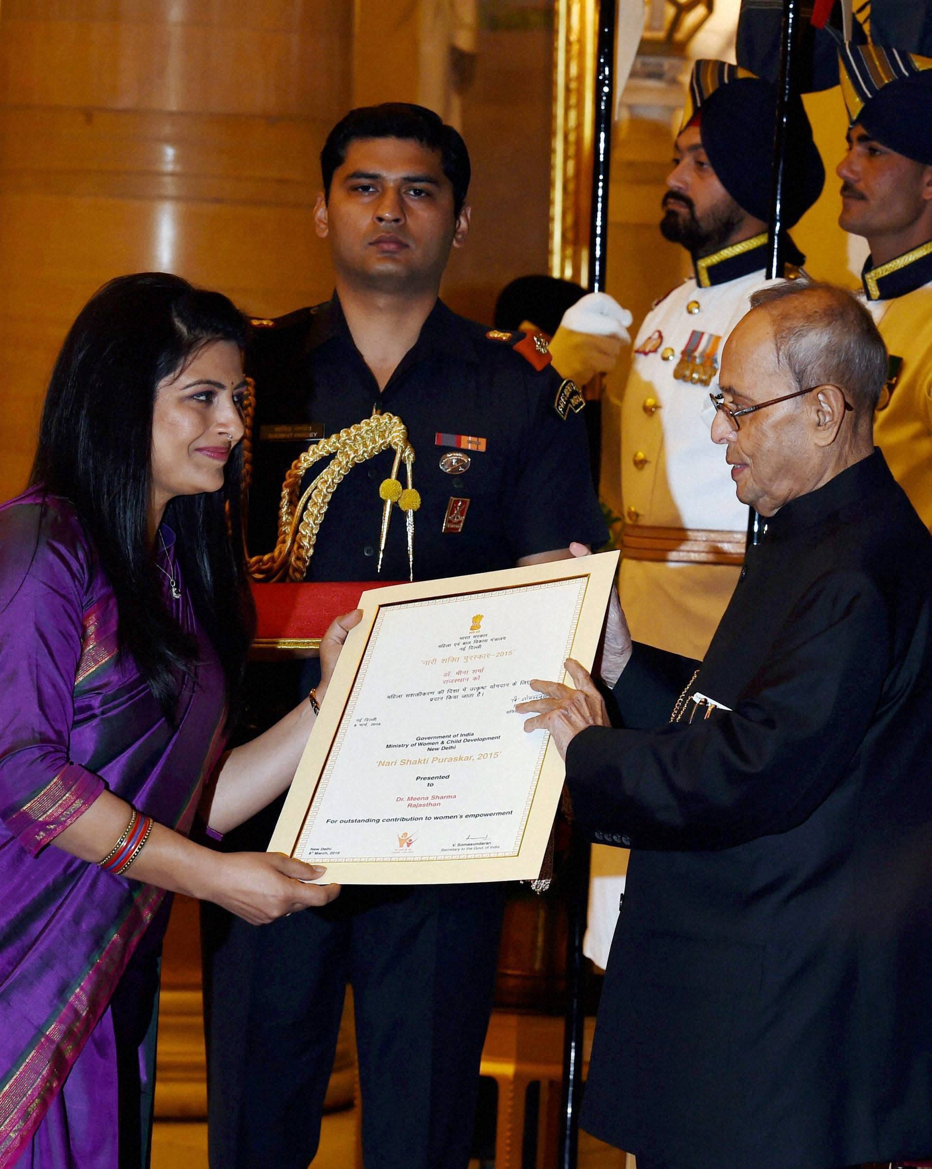 President Pranab Mukherjee honours Nari Shakti Puraskar 2015