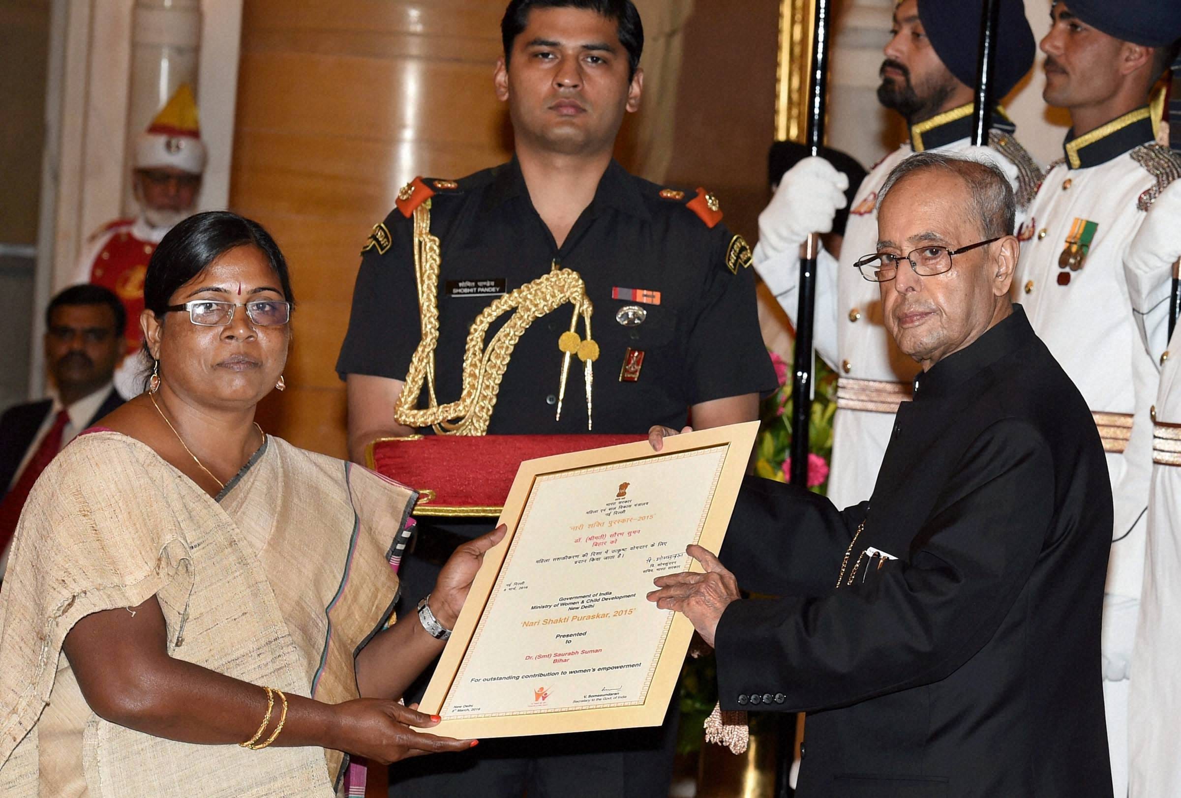 President Pranab Mukherjee honours Nari Shakti Puraskar 2015