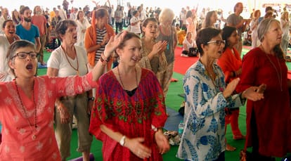 yoga mahakumbh start in haridwar ardhkumbh. 