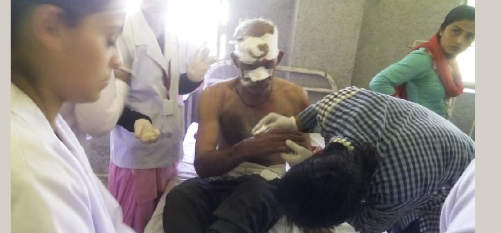 bus accident at kangra, one died.