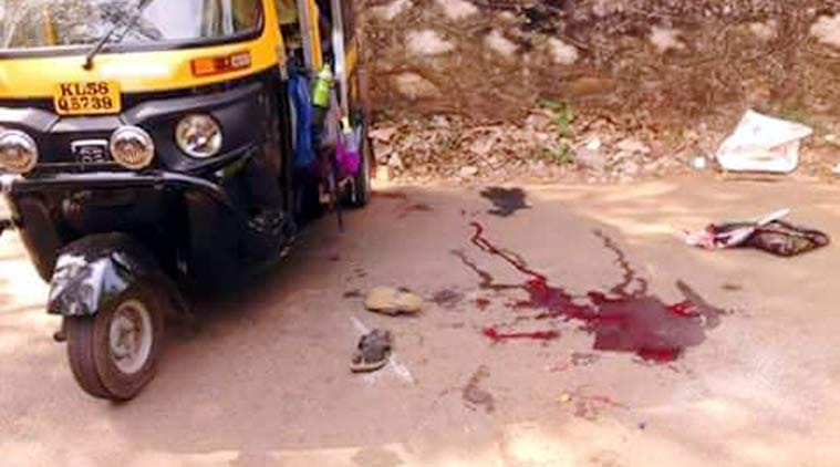 rss worker hacked in front of schoolchildren Kerala 