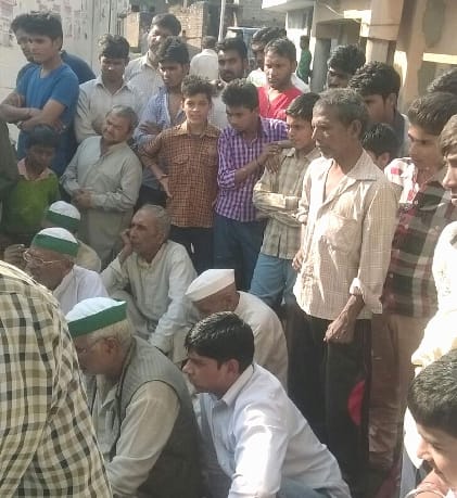 farmers capture electricity officer in roorkee