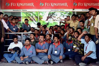 how vijay mallya build own business empire and crush it?