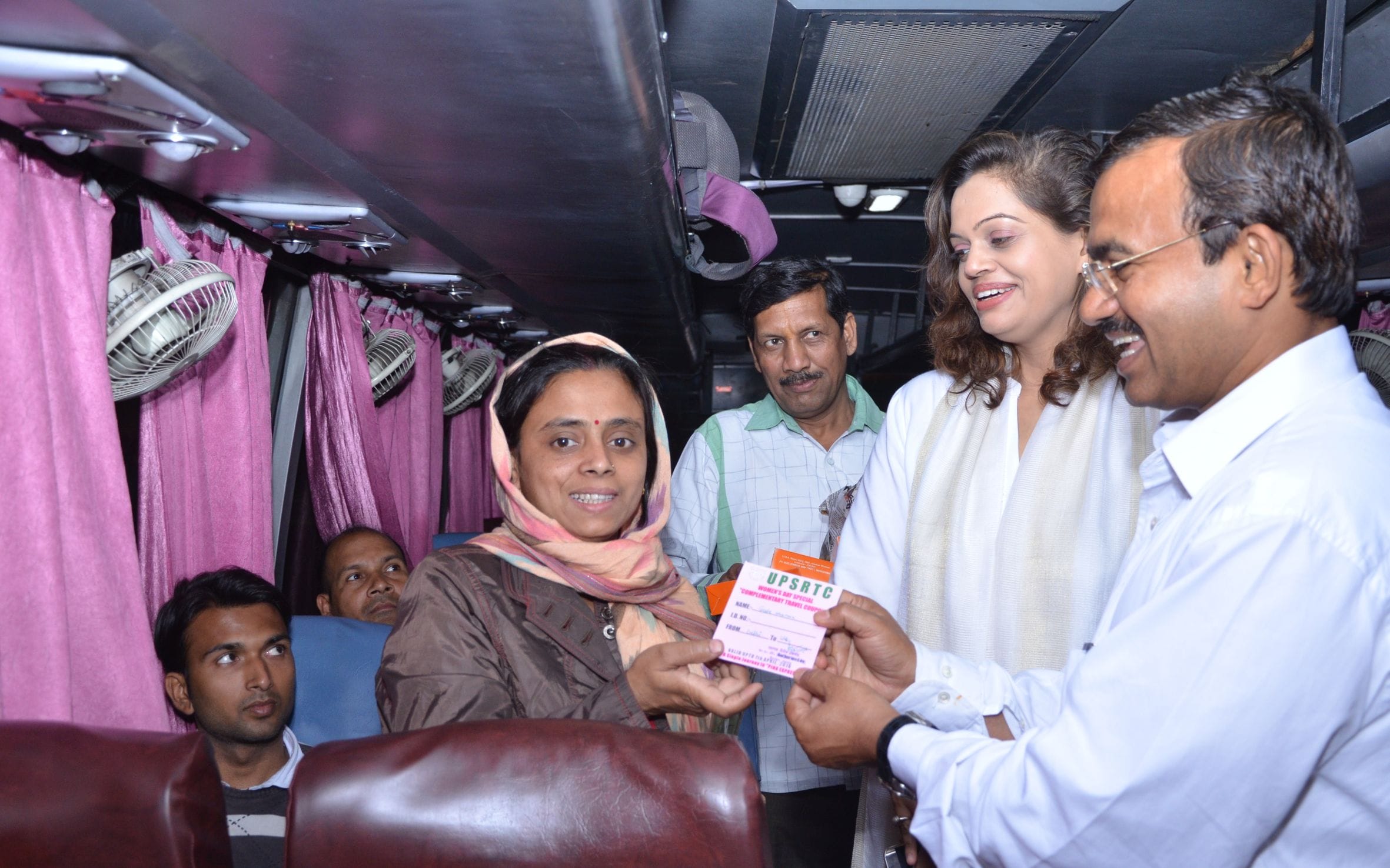 free city bus service starts for lko university students
