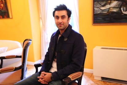Ranbir kapoor search new home