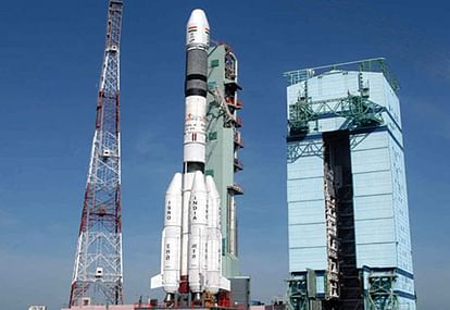 ISRO: भारतीय अंतरिक्ष एजेंसी की बड़ी उपलब्धि, ब्रिटिश कंपनी के 36 उपग्रहों को सफलतापूर्वक लॉन्च किया सांकेतिक तस्वीर