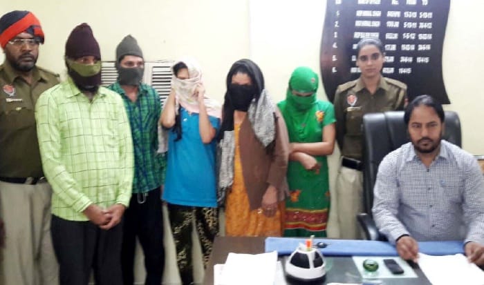 sex racket busted in jalandhar, include 3 girl 5 arrested