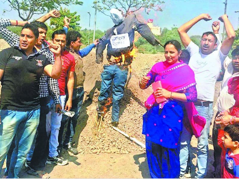 jbt teachers, jbt teachers protest, panchkula news, hindi news, amar ujala news