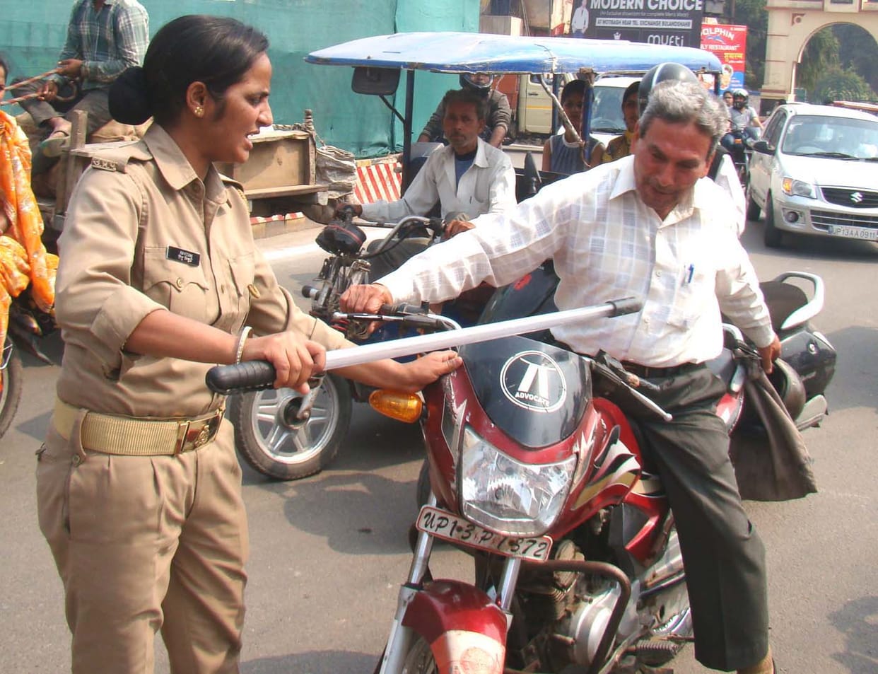 no care of traffic rules