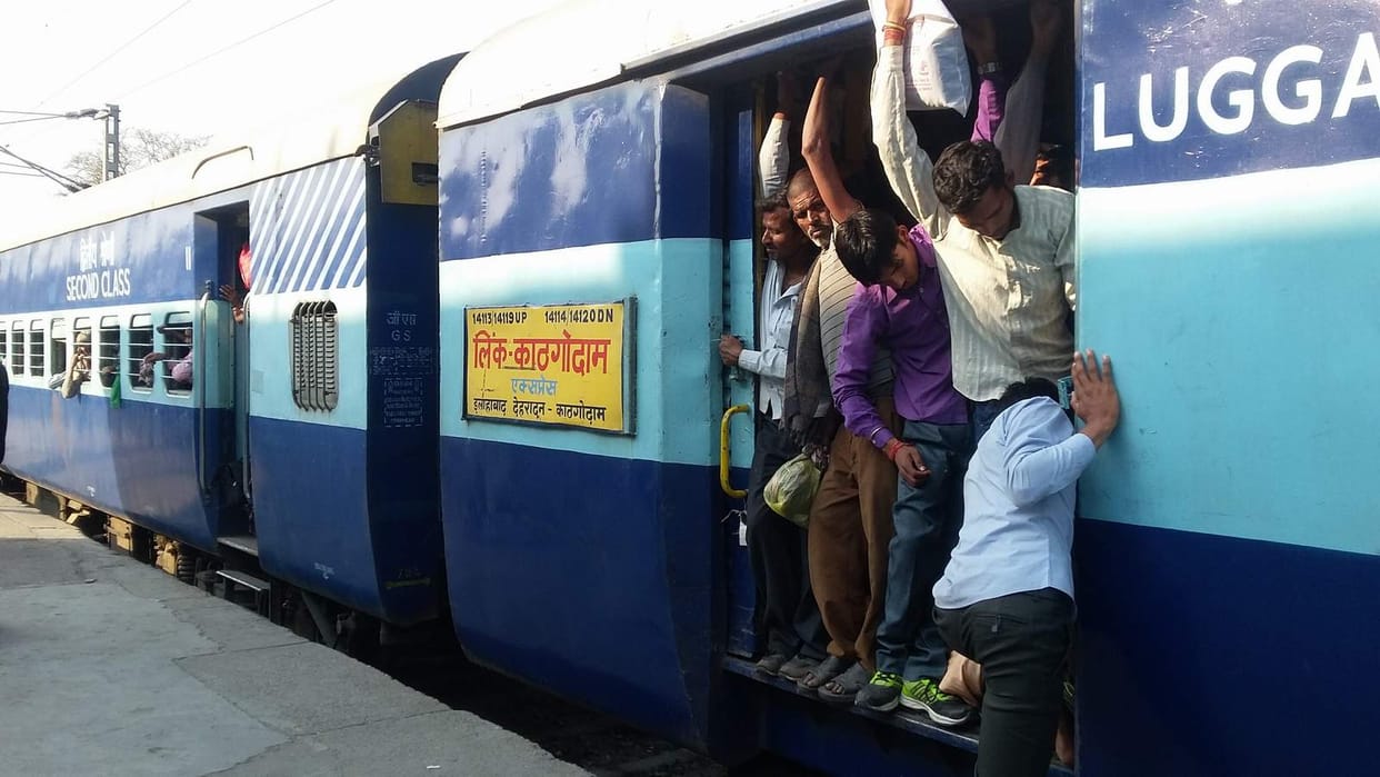 Rail passengers will ATVMs easy way