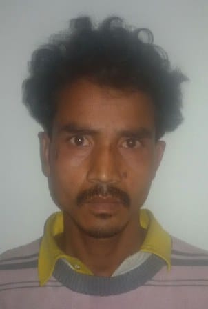 Jumping through the Tempo ran Kutubkhana arrested prize