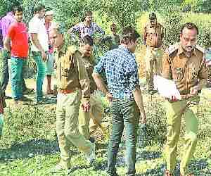 Unknown woman mutilated body was found on railway track