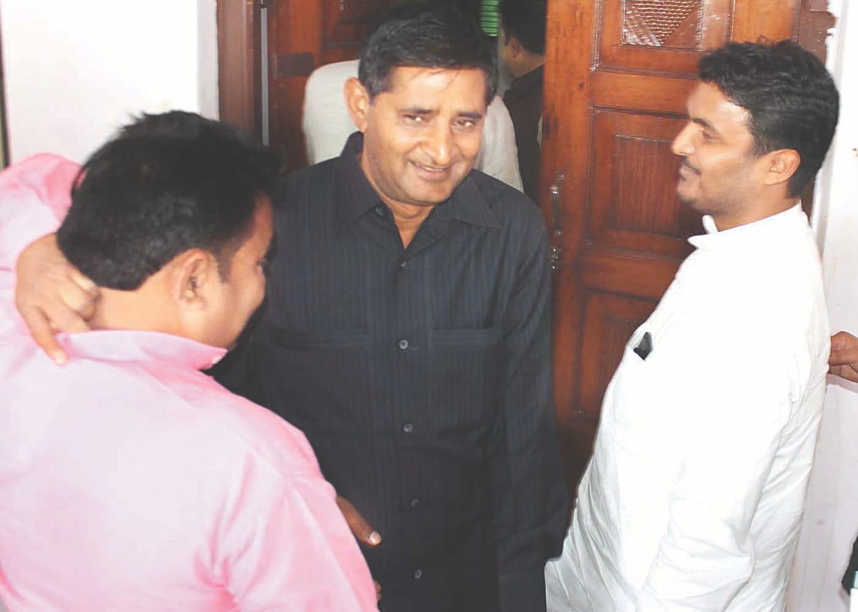 70 leaders will decide who duped them bjp