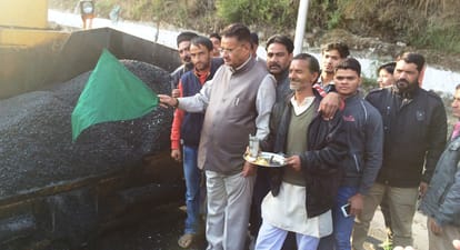 BJP and congress start politics on road inauguration.