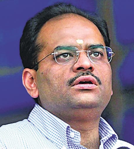 advisor vijay dev transferred, now parimal roy will be advisor of chandigarh