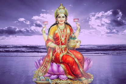 This Diwali worship Goddess Lakshmi on this auspicious muhurat, offer her kesarbhat
