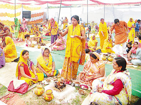 Peace comes to life by the chanting of Gayatri