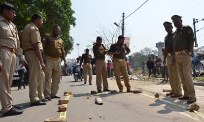 crowd killed a man in UP's Allahabad