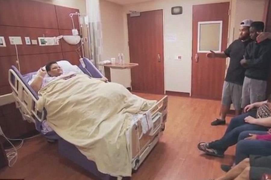 american woman who weighs 373 kilos