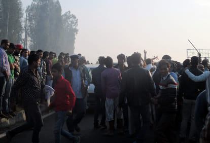 tanga race on delhi highway without any prior permission
