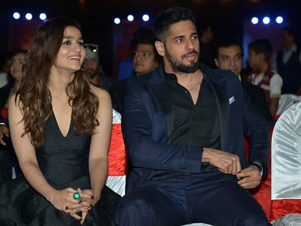 Sidharth malhotra and Alia bhatt's secret romance in vanity van