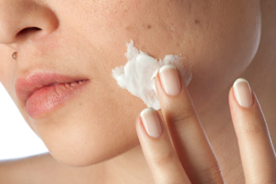side effects of drinking milk, milk cause constipation and allergy