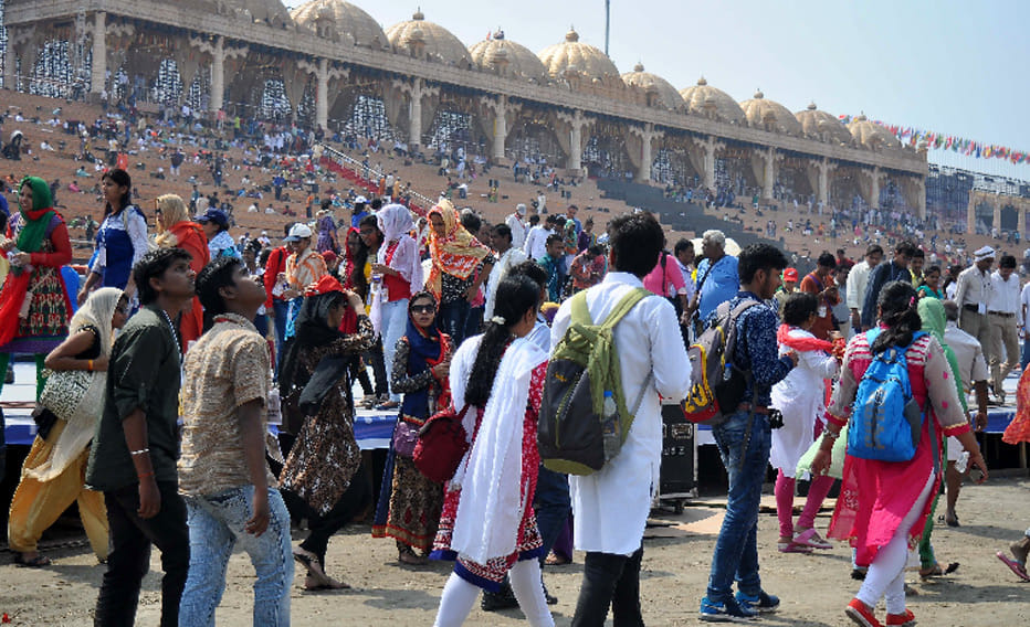know the time table of world cultural festival first day