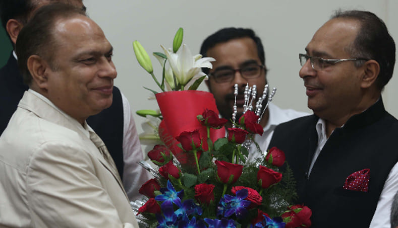 Professor Tyagi took charge, became the 22nd DU VC