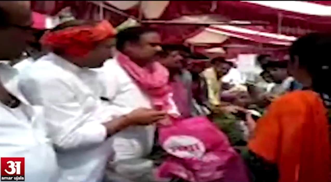 एक्साइज़ ड्यूटी का विरोध