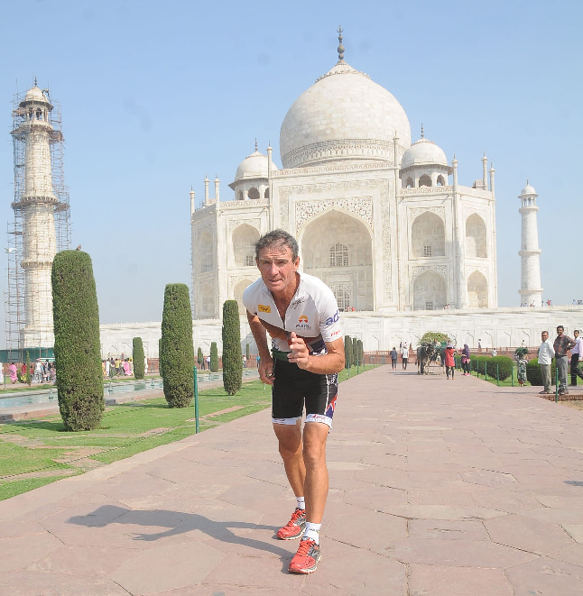 australian runner pat farmer reached to tajmahal