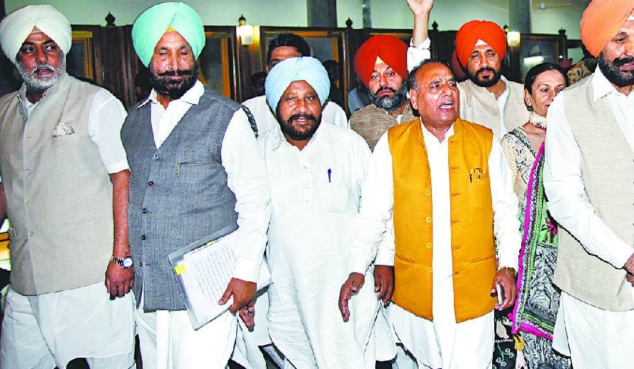credit-wise on SYL land de acquired issue between Congress and SAD