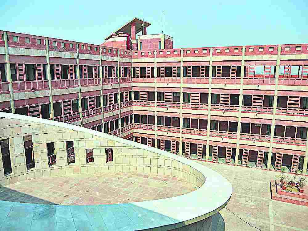 Preparation for admission by merit in Rajju Bhaiya State University