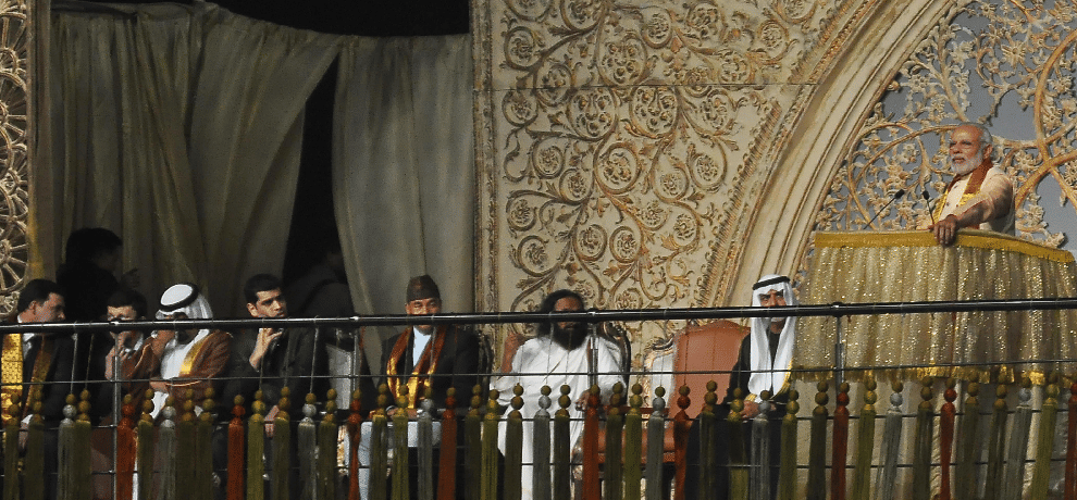 LIVE: Sri Sri's programs before the start of the crisis deepens clouds