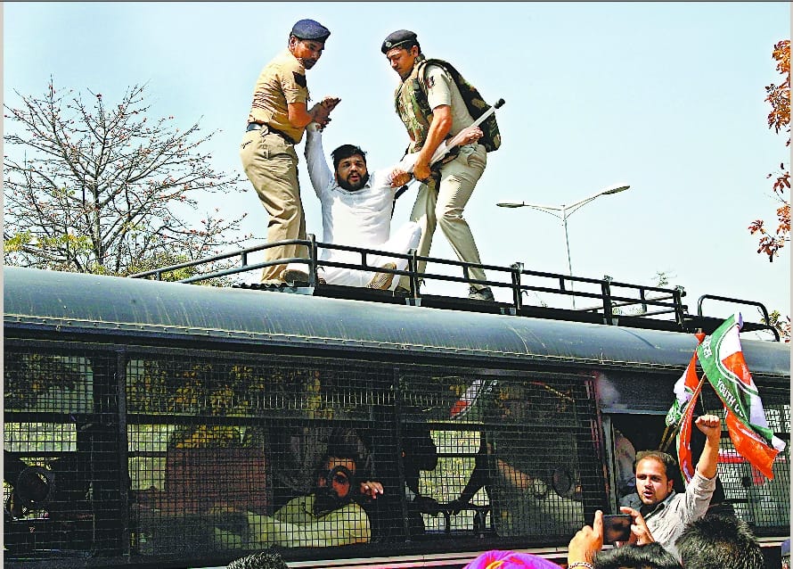 congress protest, youth congress protest, comgress police clash, water issue, chandigarh news