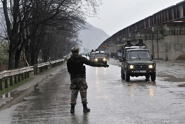 ied detected on jammu-srinagar highway