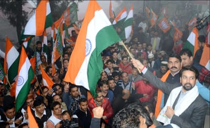 bcci secretary anurag thakur ultimatum to cm virbhadra singh