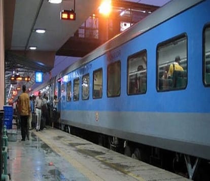 clean my coach service start in trains