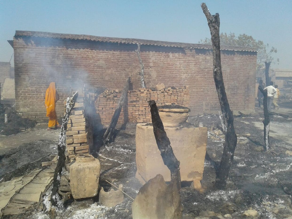 Two killed, including women burnt by fire