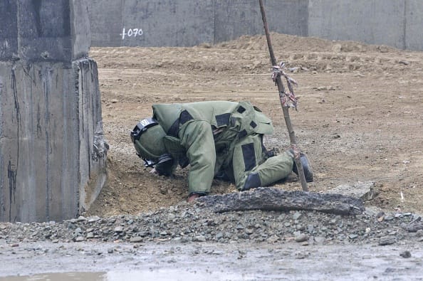 ied detected on jammu-srinagar highway