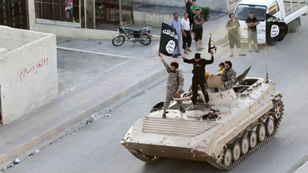 US-backed Syrian forces send 280 jihadis of ISIS to Iraq
