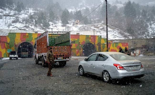jammu-srinagar national highway closed 