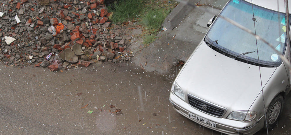 rain and hail in delhi ncr brought dowm temprature