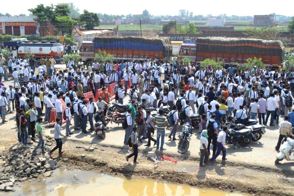 The truck MCA students trampled, death
