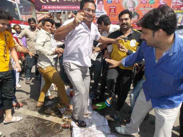 Torch procession pulled against excise duty
