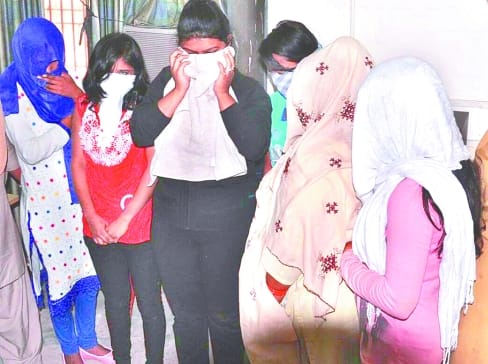 sex racket Busted, 12 arrested