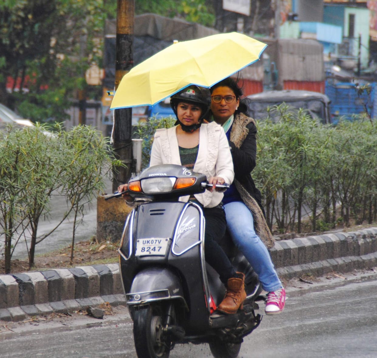 rain in uttarakhand, weather become cool.