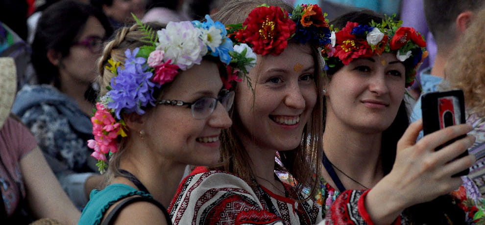 In pics you see first day special of the World Culture Festival