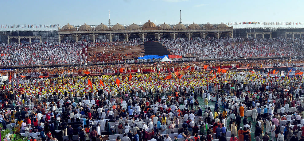 Mini worlds glimpse on world's largest cultural program