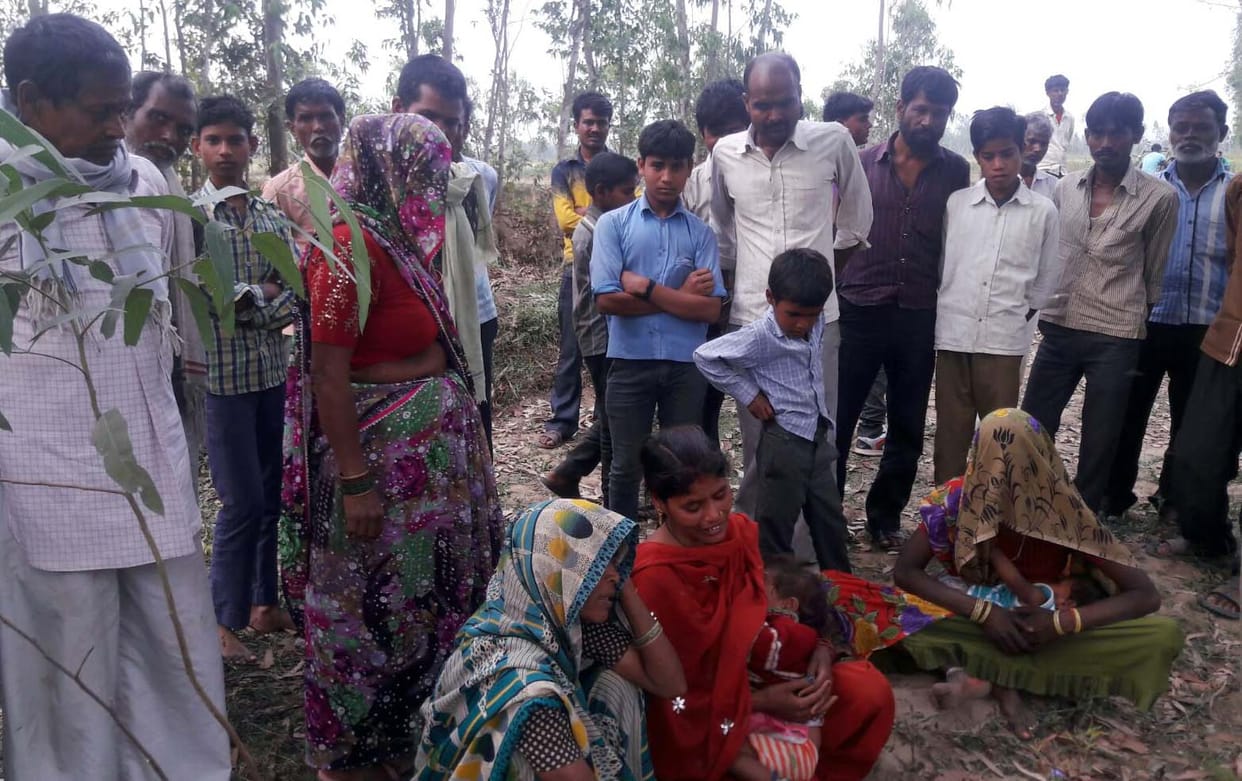 Troubled by moneylenders shopkeeper hanged