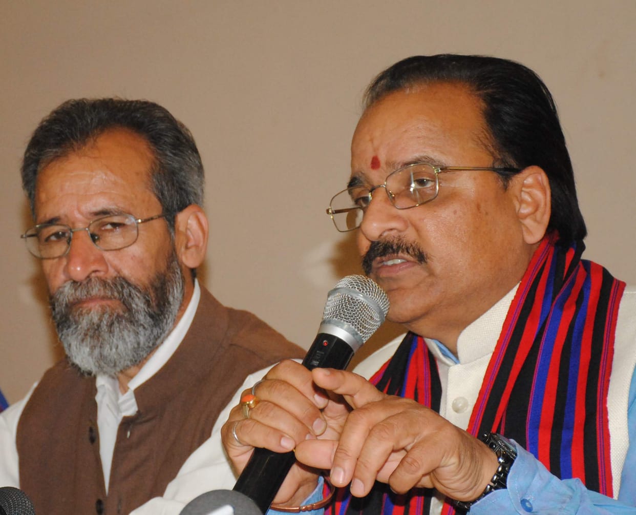 BJP movement against congress in uttarakhand.